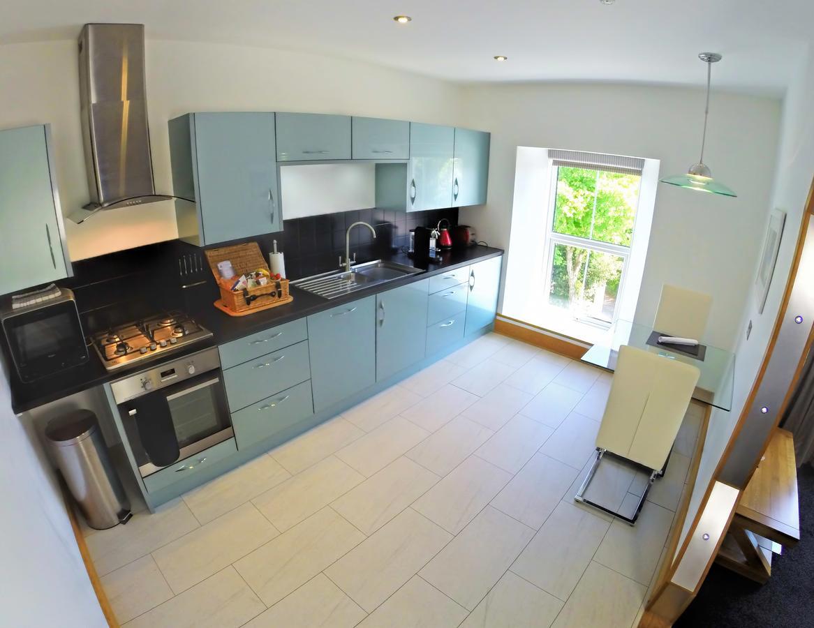 The Oceanic Luxury Aparthotel Falmouth Bagian luar foto