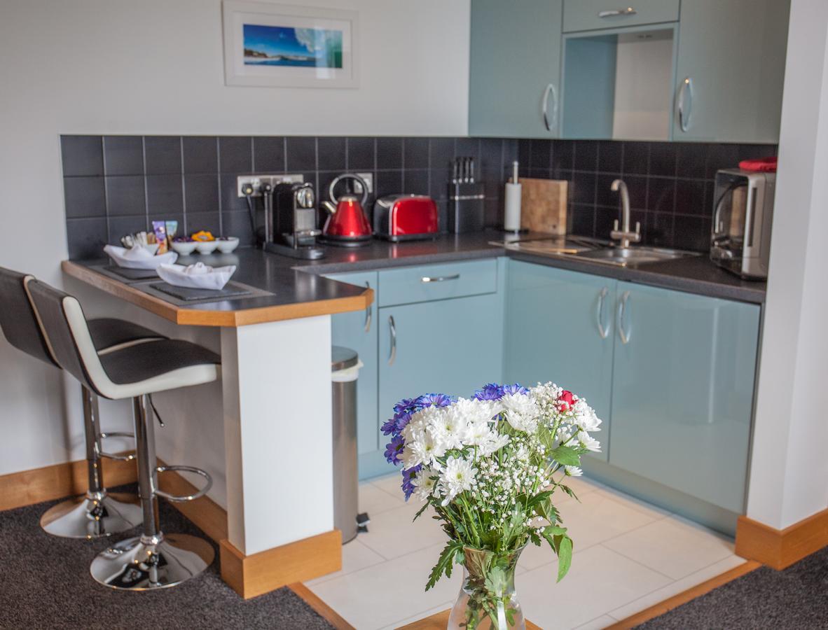 The Oceanic Luxury Aparthotel Falmouth Bagian luar foto