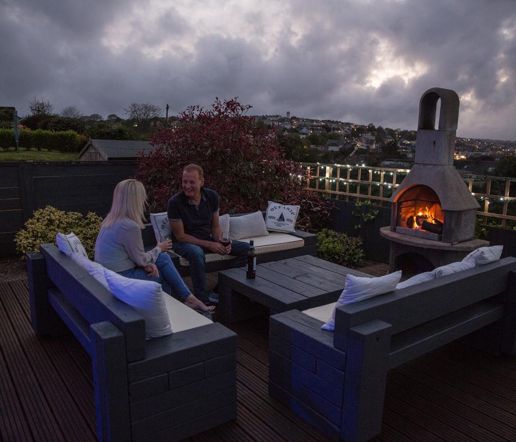The Oceanic Luxury Aparthotel Falmouth Bagian luar foto