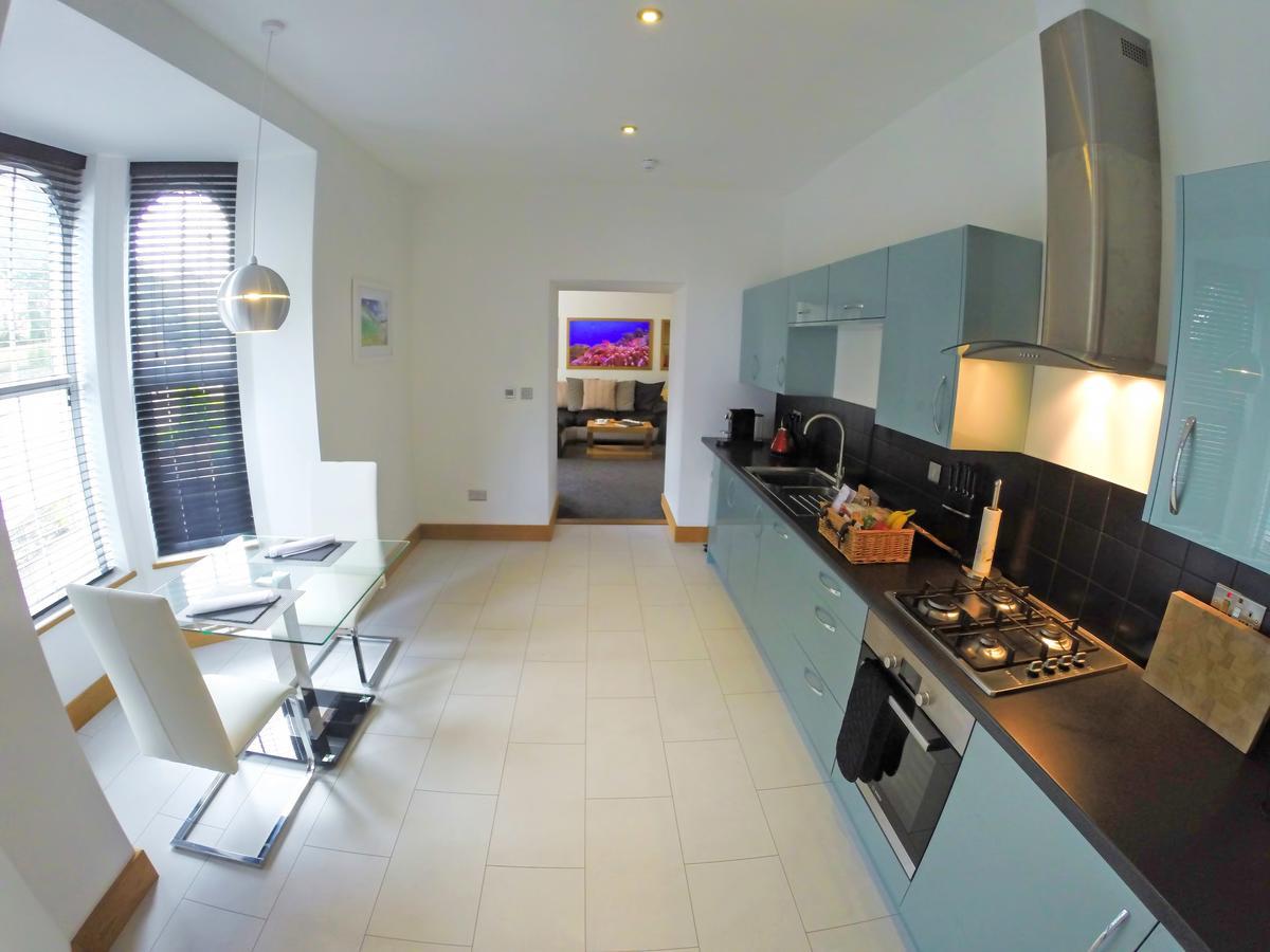 The Oceanic Luxury Aparthotel Falmouth Bagian luar foto