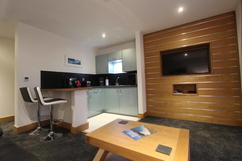 The Oceanic Luxury Aparthotel Falmouth Bagian luar foto